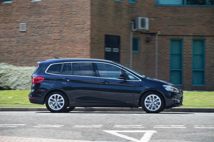  BMW 218d Gran Tourer Luxury Line 2015 года  (UK) (фото 3 из 10)